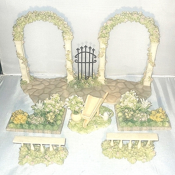 6 Piece Porcelain Garden of Angels Gate Flowers Arches Roses Shrubs Display Set - Picture 1 of 9